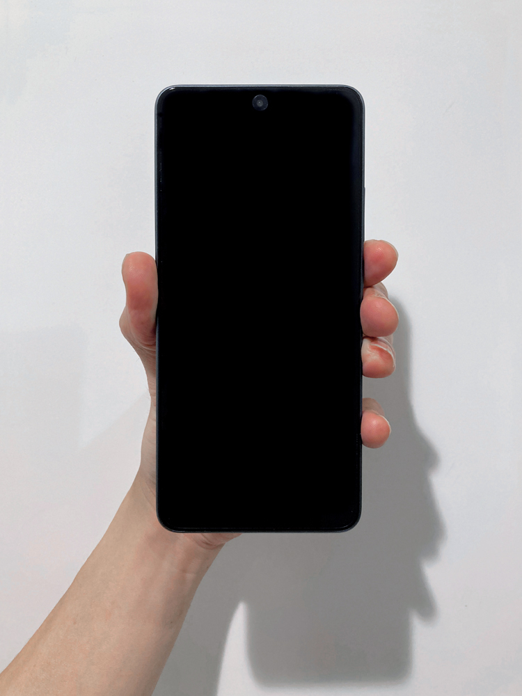 oppo_reno11_a_hand