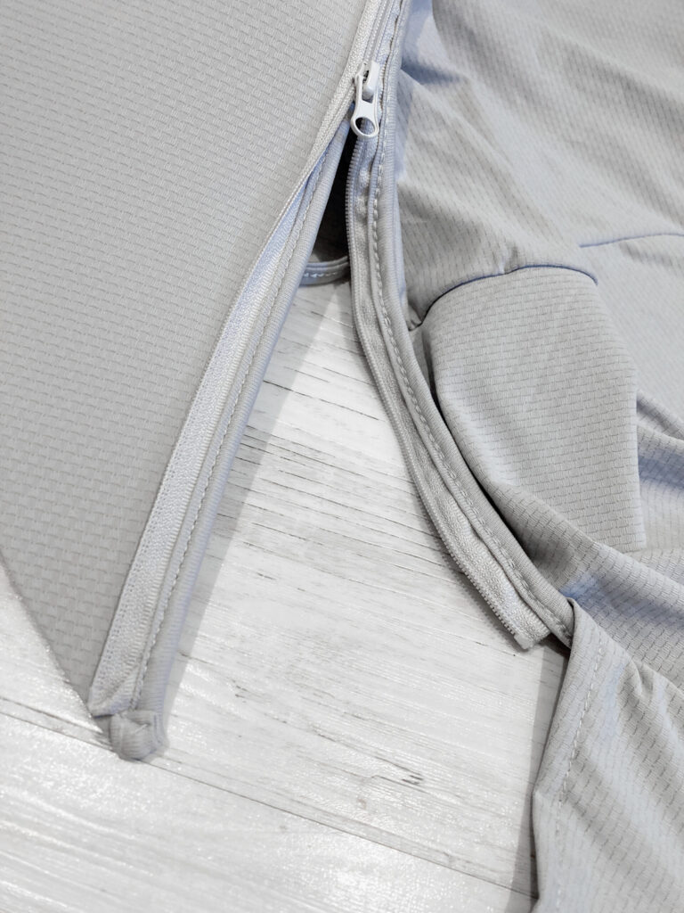 rash_guard_hood